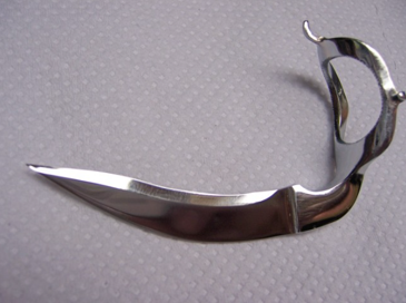 Cockspur (dao gắn trên 1 chân gà)